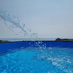 Verzavo Bed & Breakfast 4*