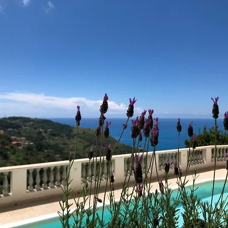 Verzavo Bed and Breakfast