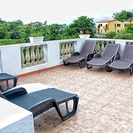 Bed & Breakfast Verzavo 4*
